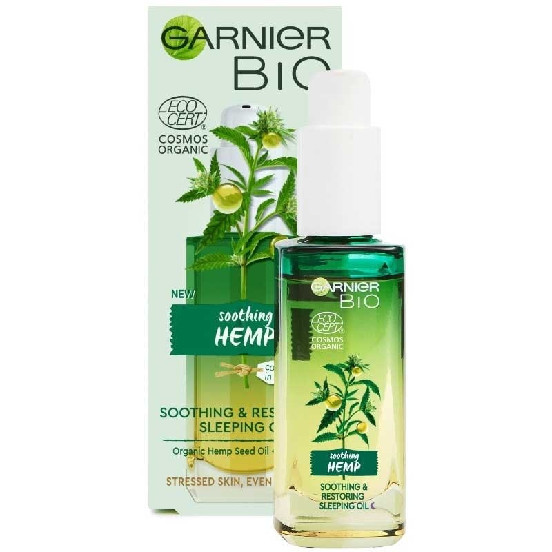 Den økologiske linje GARNIER BIO HAMP har tilført hamp for at give en beroligende effekt til en stresset og sensitiv hud