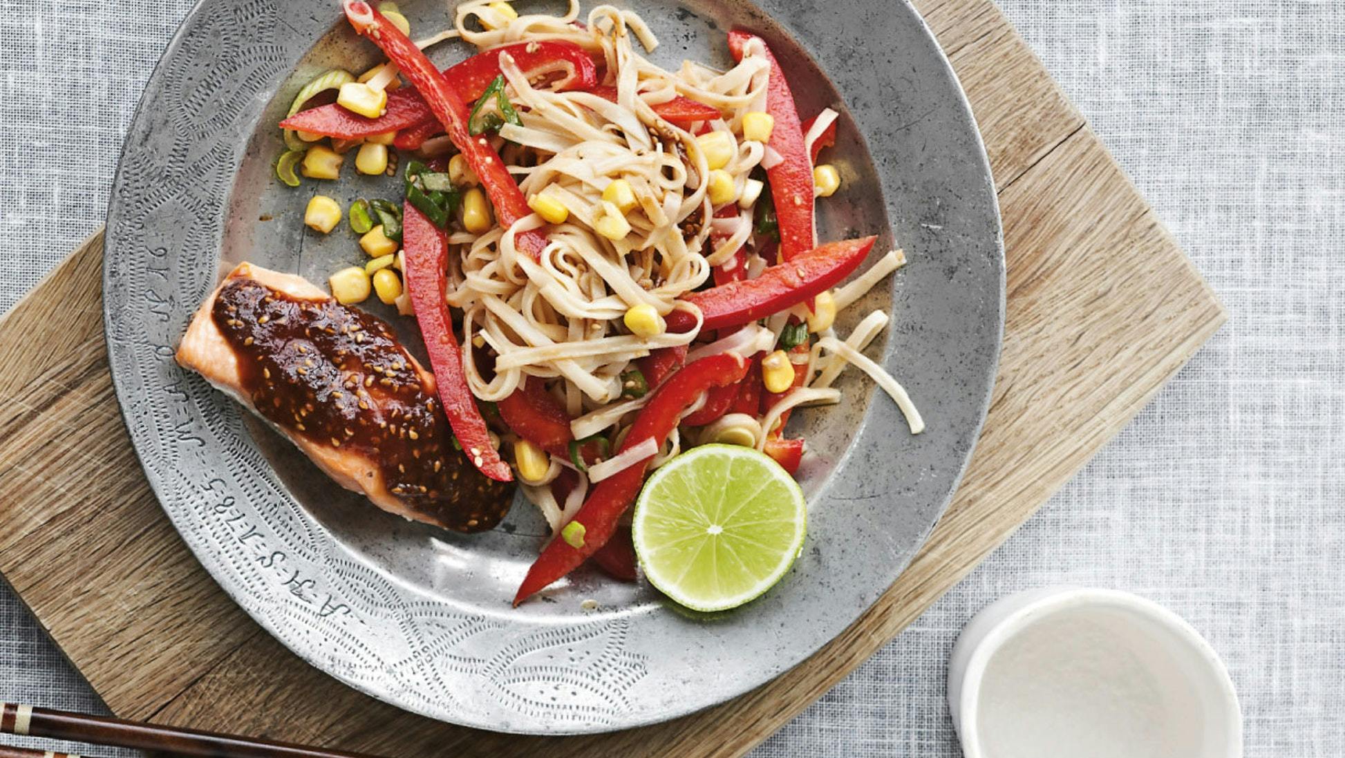 Den perfekte miso dressing til din laks opskrift Femina