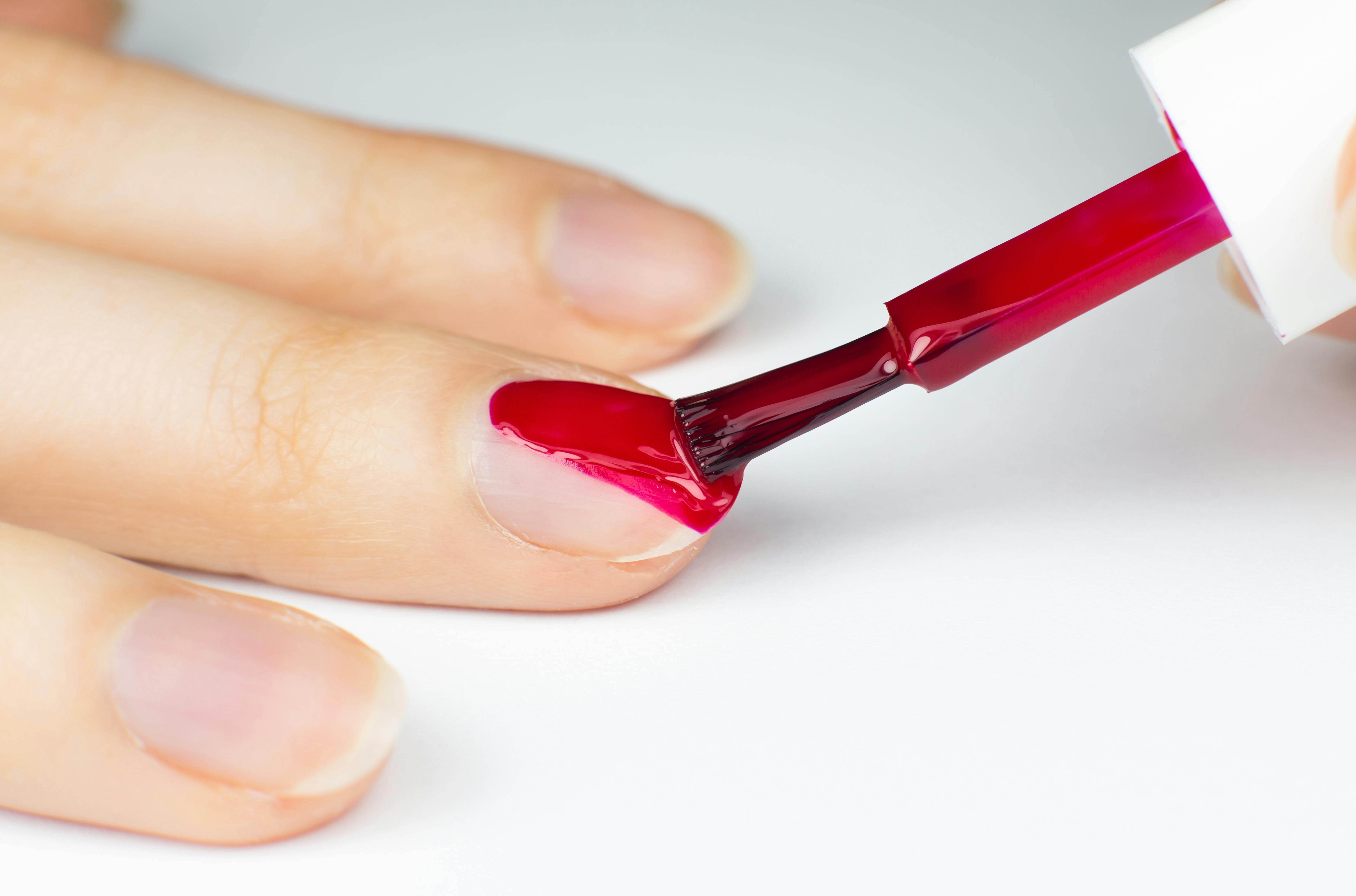 Krav Farmakologi Springe Neglelak - Sådan får du din neglelak til at holde længere | femina