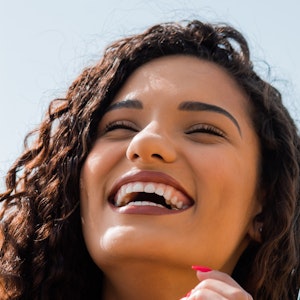 https://dk-femina-backend.imgix.net/2022-02-15/daarlig_aande_saadan_undgaar_du_det_0.jpg?ixlib=vue-2.9.1&auto=format&width=300&height=300&fit=crop&fp-x=0.5&fp-y=0.5