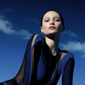 https://dk-femina-backend.imgix.net/2022-08-23/biotherms.jpg?ixlib=vue-2.9.1&auto=format&width=300&height=300&fit=crop&fp-x=0.61&fp-y=0.21