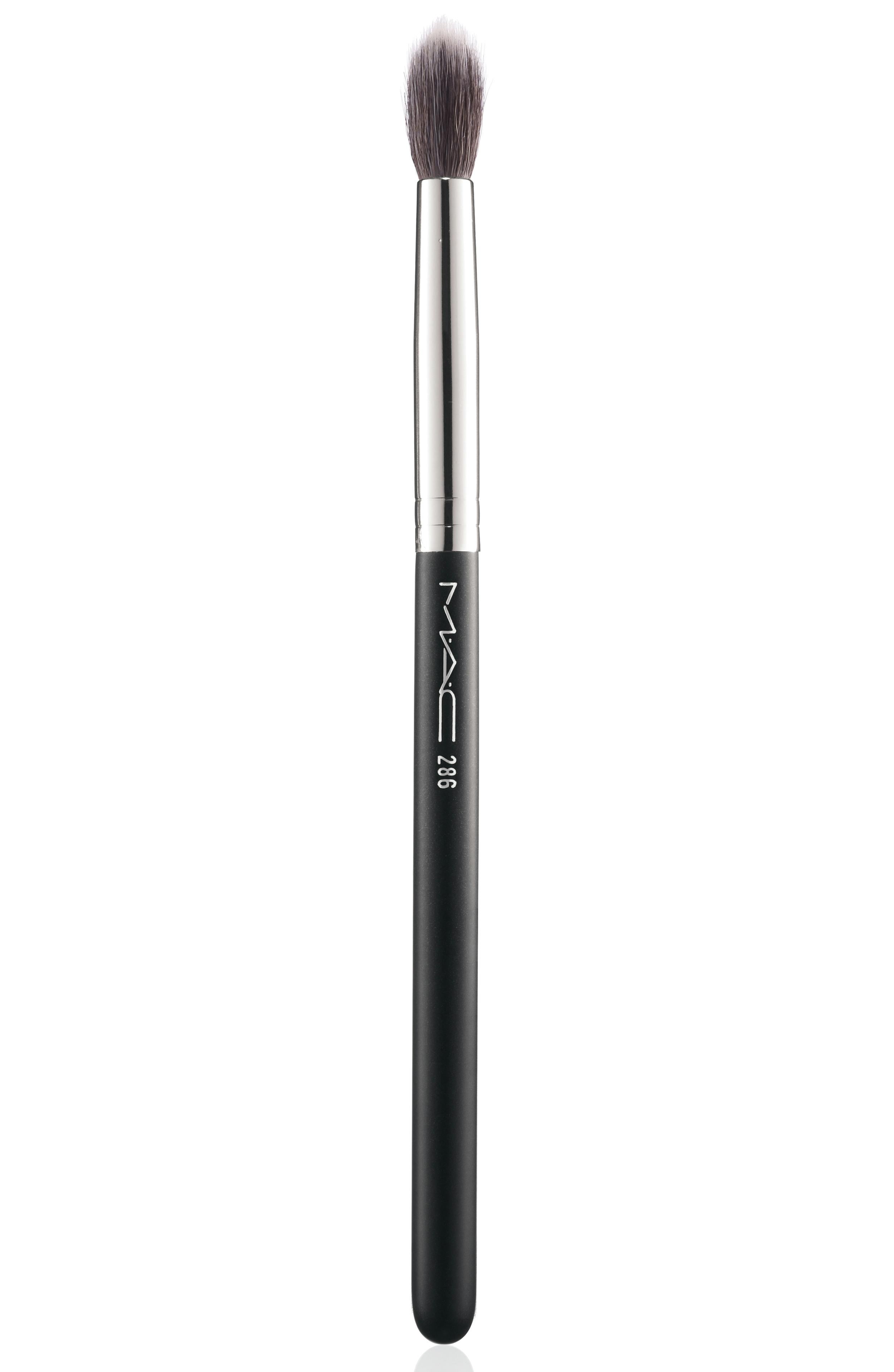 286 Synthetic Duo Fibre Tapered Brush, Mac, 190 kr. 
