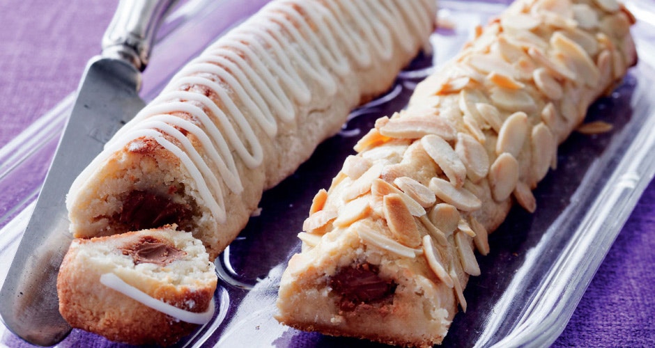Kransekage med midte af nougat.