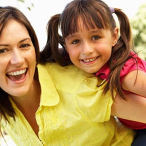 https://dk-femina-backend.imgix.net/media/71be90fd43fb43ac9bf894f0e9d5ad8c.jpg?ixlib=vue-2.9.1&auto=format&width=300&height=300&fit=crop&fp-x=0.5&fp-y=0.5