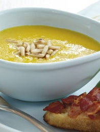 græskarsuppe med baconbrød