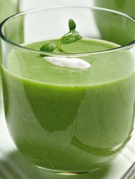 Ærtesuppe med mynte