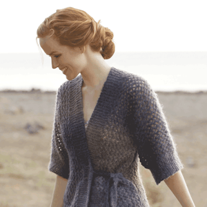 https://dk-femina-backend.imgix.net/media/article/1225-strik-jakke.png?ixlib=vue-2.9.1&auto=format&width=300&height=300&fit=crop&fp-x=0.5&fp-y=0.5