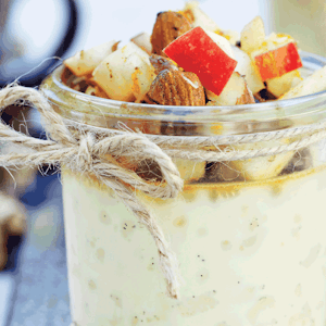 https://dk-femina-backend.imgix.net/media/article/1447-gaestemad-dessert.png?ixlib=vue-2.9.1&auto=format&width=300&height=300&fit=crop&fp-x=0.5&fp-y=0.5