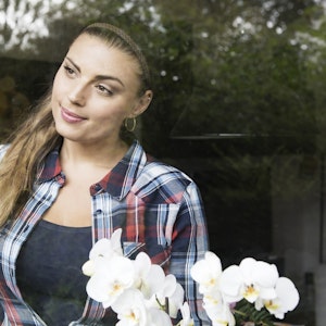 https://dk-femina-backend.imgix.net/media/article/1532_inez.jpg?ixlib=vue-2.9.1&auto=format&width=300&height=300&fit=crop&fp-x=0.5&fp-y=0.5