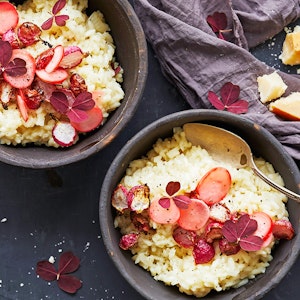 Risotto med bagte og syltede radiser