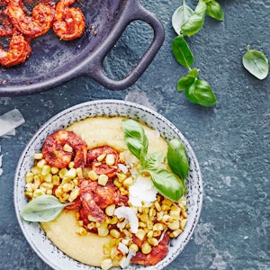 Texas-tigerrejer med polenta og ristede majs