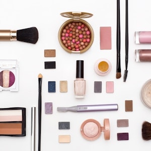 Makeup og skønhedsprodukter behøver ikke alle at være dyre.