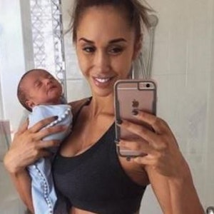 https://dk-femina-backend.imgix.net/media/article/model_0.jpg?ixlib=vue-2.9.1&auto=format&width=300&height=300&fit=crop&fp-x=0.5&fp-y=0.5
