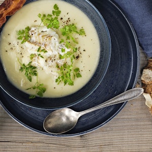 Opskrift på jordskokkesuppe med torsk, kørvel og pancetta