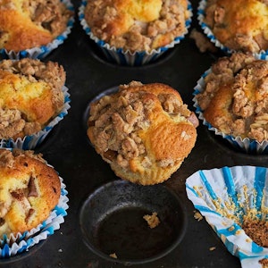 Pærecrumble-muffins