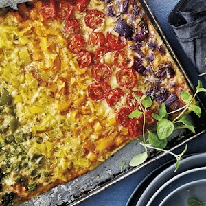 Regnbuepizza med grøntsager