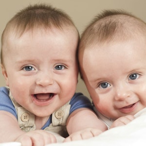 Vi føder flere og flere tvillinger i Danmark, viser ny engelsk undersøgelse.