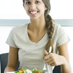 https://dk-femina-backend.imgix.net/media/b572bd78305941868ab8727876d2fc69.jpg?ixlib=vue-2.9.1&auto=format&width=300&height=300&fit=crop&fp-x=0.5&fp-y=0.5