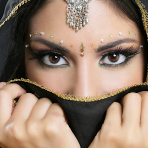 https://dk-femina-backend.imgix.net/media/billeder/2013/april/indien-prim.jpg?ixlib=vue-2.9.1&auto=format&width=300&height=300&fit=crop&fp-x=0.5&fp-y=0.5