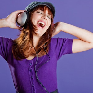 https://dk-femina-backend.imgix.net/media/billeder/2014/januar/sangtekster-prim.jpg?ixlib=vue-2.9.1&auto=format&width=300&height=300&fit=crop&fp-x=0.5&fp-y=0.5