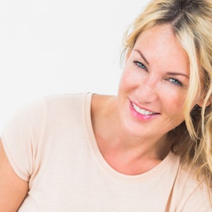 https://dk-femina-backend.imgix.net/media/billeder/2014/marts/tomrum-prim.jpg?ixlib=vue-2.9.1&auto=format&width=300&height=300&fit=crop&fp-x=0.5&fp-y=0.5