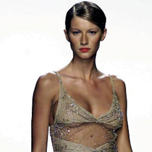 https://dk-femina-backend.imgix.net/media/c8377fabc6a54653aa5f613f23166051.jpg?ixlib=vue-2.9.1&auto=format&width=300&height=300&fit=crop&fp-x=0.5&fp-y=0.5