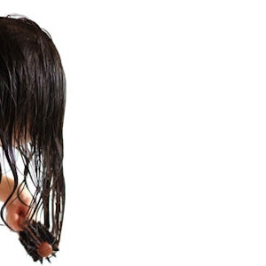 https://dk-femina-backend.imgix.net/media/sondag/2012/07/28/undgaa-vadt-har-i-sengen/28-vadt-haar612x325.jpg?ixlib=vue-2.9.1&auto=format&width=300&height=300&fit=crop&fp-x=0.5&fp-y=0.5