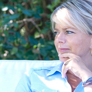 https://dk-femina-backend.imgix.net/media/sondag/2012/12/50/lene-hansson/lene-hansson-stor.jpg?ixlib=vue-2.9.1&auto=format&width=300&height=300&fit=crop&fp-x=0.5&fp-y=0.5