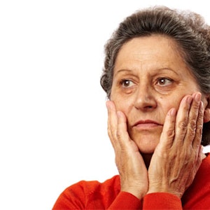 https://dk-femina-backend.imgix.net/media/sondag/2013/03/11/10-tegn-demens/demens612x325.jpg?ixlib=vue-2.9.1&auto=format&width=300&height=300&fit=crop&fp-x=0.5&fp-y=0.5