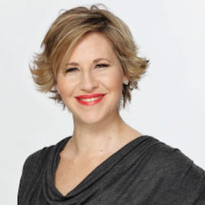 https://dk-femina-backend.imgix.net/media/websites/femina-dot-dk/website/dig-og-dit-liv/klummer/2012/07/1225-emilia-van-hauen-det-frie-valg/1225-emilia-van-hauen-copy-2_6.jpg?ixlib=vue-2.9.1&auto=format&width=300&height=300&fit=crop&fp-x=0.5&fp-y=0.5