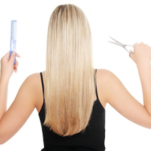https://dk-femina-backend.imgix.net/media/websites/femina-dot-dk/website/haar/tips-og-trends/2012/08/1232-guide-til-pandehaar/1232-pandehaar-swi.jpg?ixlib=vue-2.9.1&auto=format&width=300&height=300&fit=crop&fp-x=0.5&fp-y=0.5