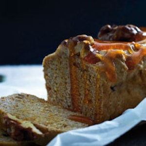 https://dk-femina-backend.imgix.net/media/websites/femina-dot-dk/website/jul/mad/2012/11/1246-julens-bedste-kager/1246-julebag-honningbroed-copy-2.jpg?ixlib=vue-2.9.0&auto=format&width=300&height=300&fit=crop&fp-x=0.5&fp-y=0.5