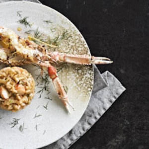 https://dk-femina-backend.imgix.net/media/websites/femina-dot-dk/website/mad/forretter/2012/09/1239-risotto-med-skaldyr/1239-risotto-med-skaldyr-copy-2.jpg?ixlib=vue-2.9.0&auto=format&width=300&height=300&fit=crop&fp-x=0.5&fp-y=0.5