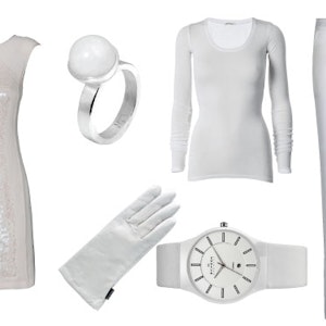 https://dk-femina-backend.imgix.net/media/websites/femina-dot-dk/website/mode/garderoben/2012/12/1251-hvid-mode/1251-hvid-mode-art.jpg?ixlib=vue-2.9.1&auto=format&width=300&height=300&fit=crop&fp-x=0.5&fp-y=0.5