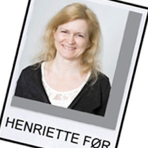 https://dk-femina-backend.imgix.net/media/websites/femina-dot-dk/website/mode/makeover/2012/09/1238-ny-kvinde-henriette/1238-ny-kvinde-swi.jpg?ixlib=vue-2.9.1&auto=format&width=300&height=300&fit=crop&fp-x=0.5&fp-y=0.5