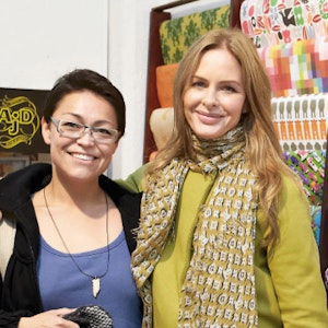 https://dk-femina-backend.imgix.net/media/websites/femina-dot-dk/website/mode/trinny-og-susannah/1307-mit-nye-jeg-julia/1307-mit-nye-jeg-foer-art-copy.jpg?ixlib=vue-2.9.1&auto=format&width=300&height=300&fit=crop&fp-x=0.5&fp-y=0.5