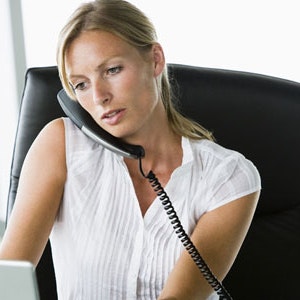 https://dk-femina-backend.imgix.net/media/websites/mama/mor/kom-godt-tilbage-fra-barsel/komgodttilbagefrabarsel-prim.jpg?ixlib=vue-2.9.1&auto=format&width=300&height=300&fit=crop&fp-x=0.5&fp-y=0.5