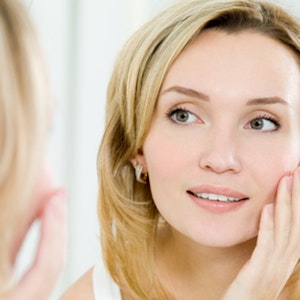 https://dk-femina-backend.imgix.net/media/websites/qmag-dot-dk/website/engangsbilleder-2014/frebruar/beautyvanerprim.jpg?ixlib=vue-2.9.1&auto=format&width=300&height=300&fit=crop&fp-x=0.5&fp-y=0.5