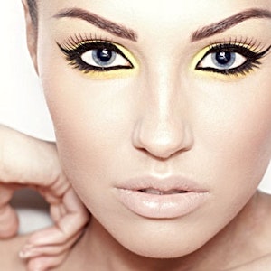 https://dk-femina-backend.imgix.net/media/websites/qmag-dot-dk/website/engangsbilleder-2014/frebruar/eyeliner-p.jpg?ixlib=vue-2.9.1&auto=format&width=300&height=300&fit=crop&fp-x=0.5&fp-y=0.5