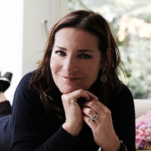 https://dk-femina-backend.imgix.net/storage_1/media/1349_lis_soerensen_boern.jpg?ixlib=vue-2.9.1&auto=format&width=300&height=300&fit=crop&fp-x=0.5&fp-y=0.5