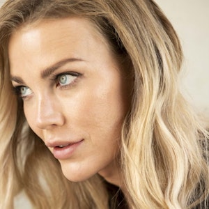 https://dk-femina-backend.imgix.net/video_thumbnails/EZUHenWw.jpg?ixlib=vue-2.9.1&auto=format&width=300&height=300&fit=crop&fp-x=0.5&fp-y=0.5